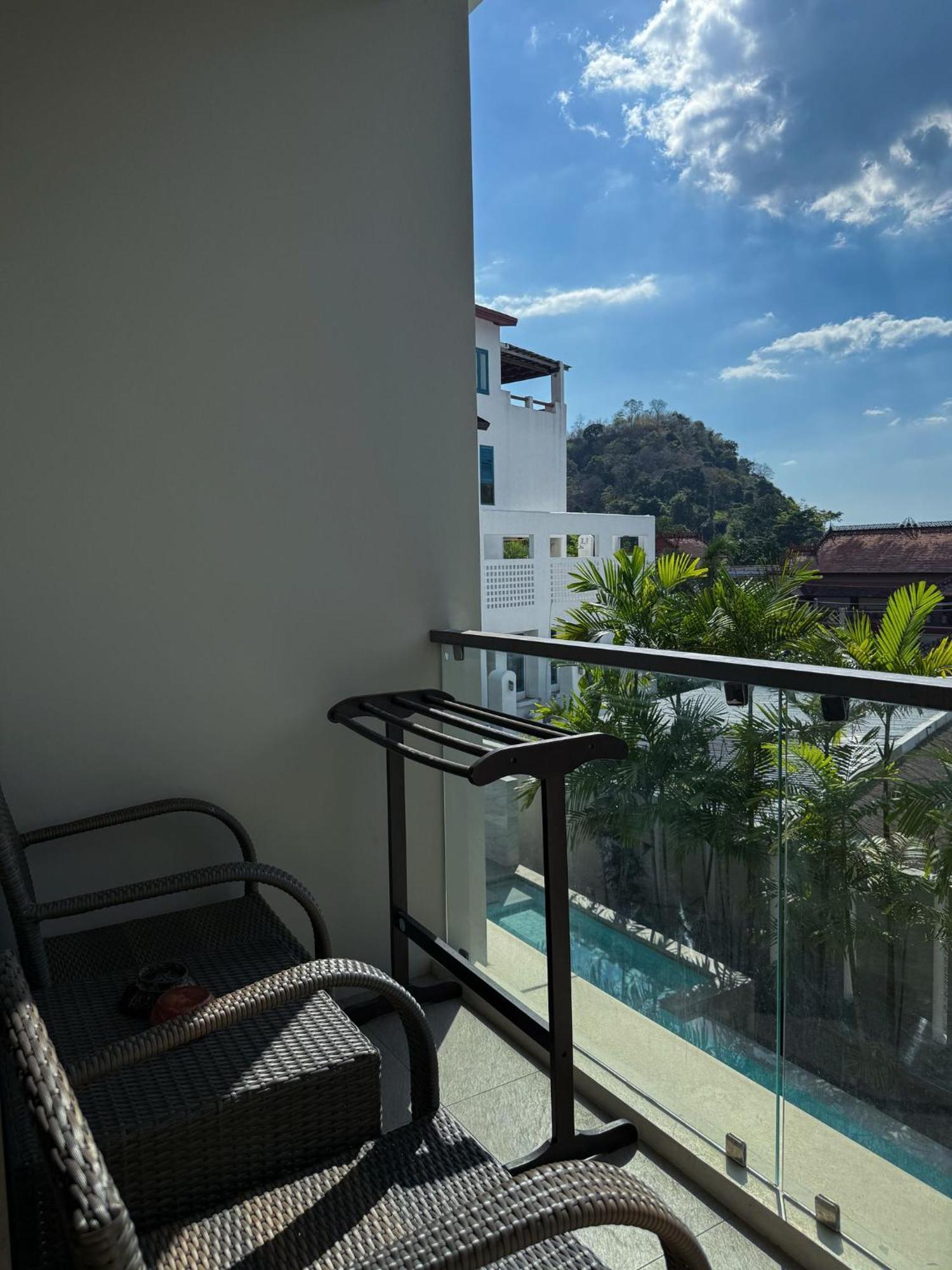 The Rocco Pool View